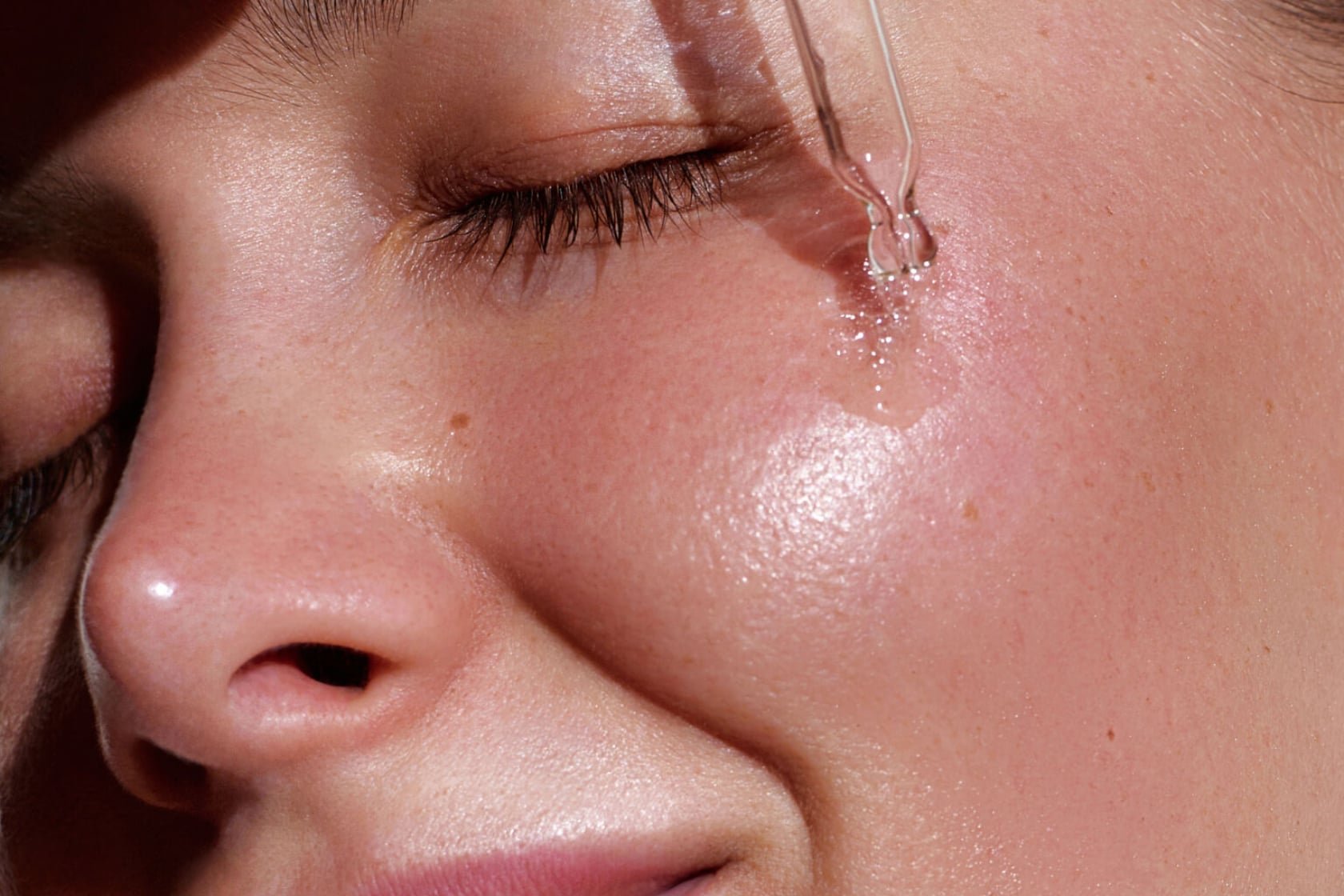 Best retinol serums recommended by skin experts