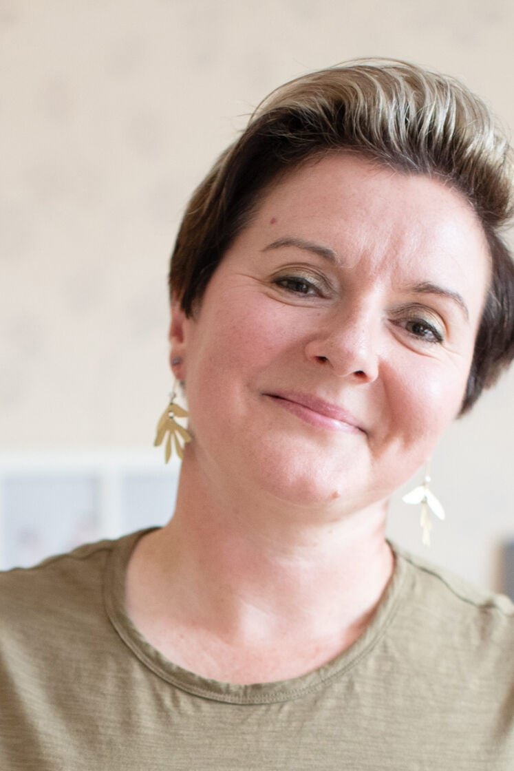 nicola pye headshot