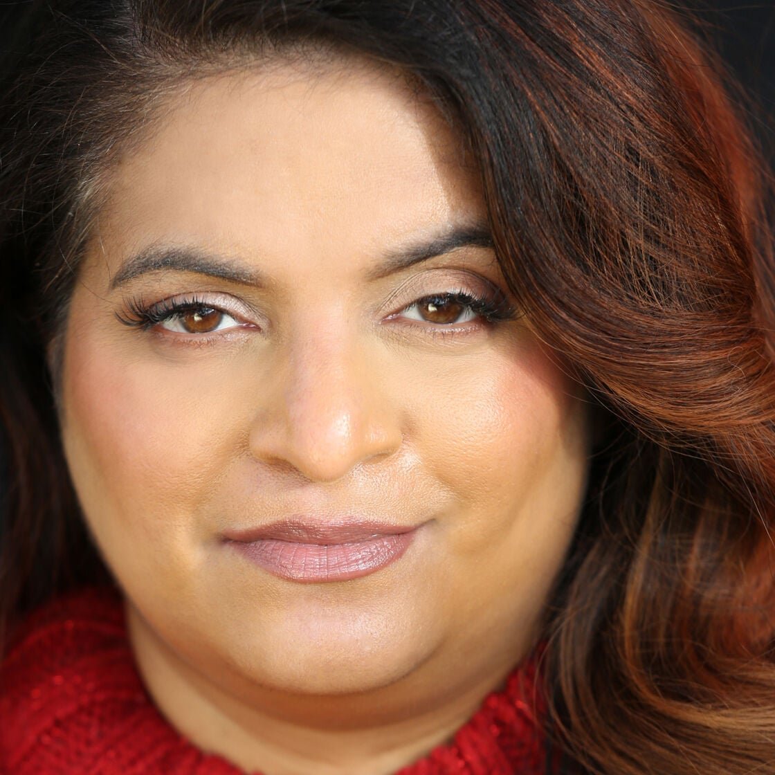 sunita thind headshot
