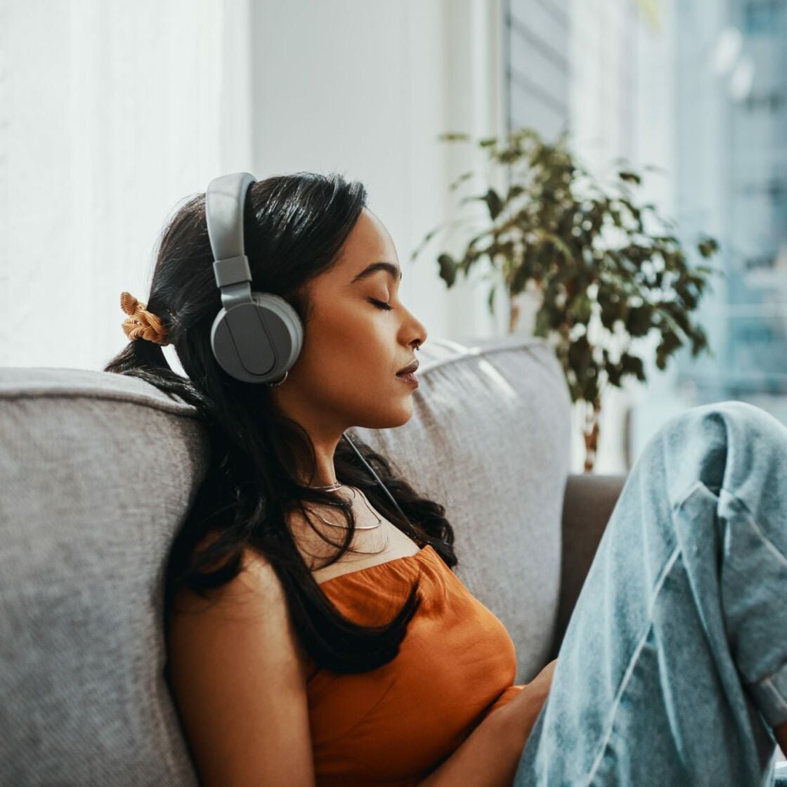 15 of the best motivational podcasts for women to get your week back on track