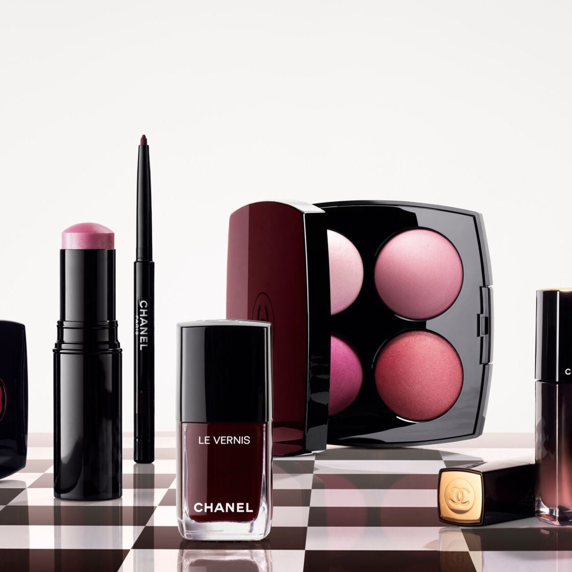 Chanel Rouge Noir Collection