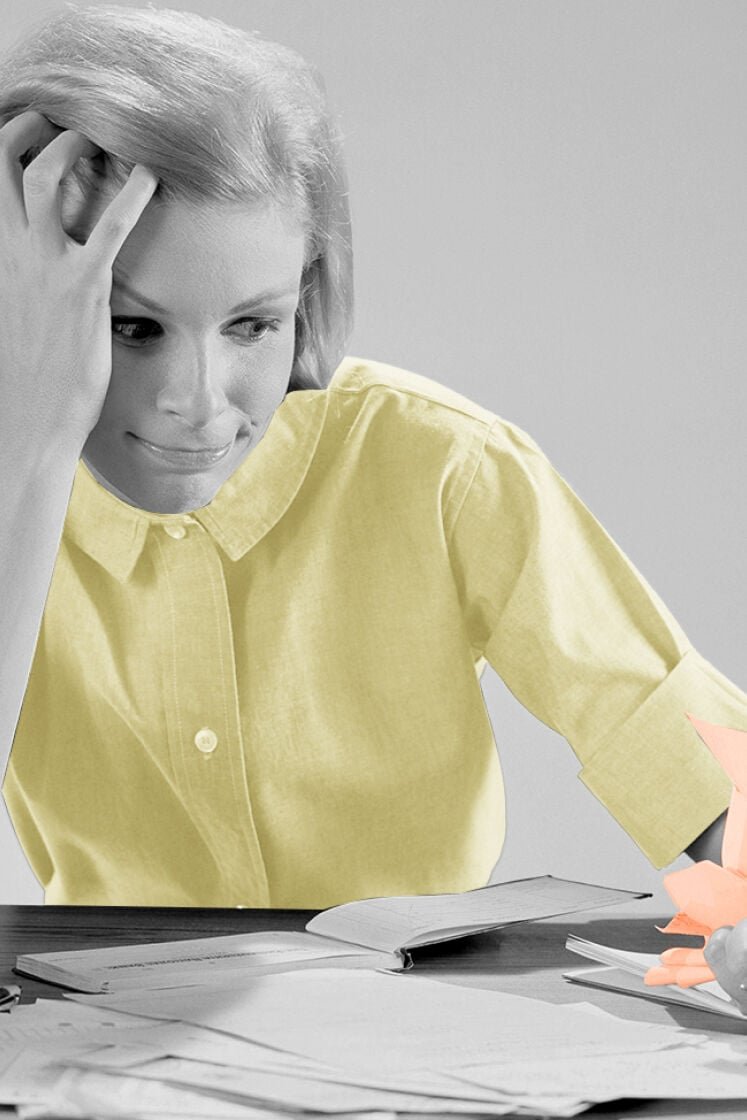 mum with head in hands loss of confidence