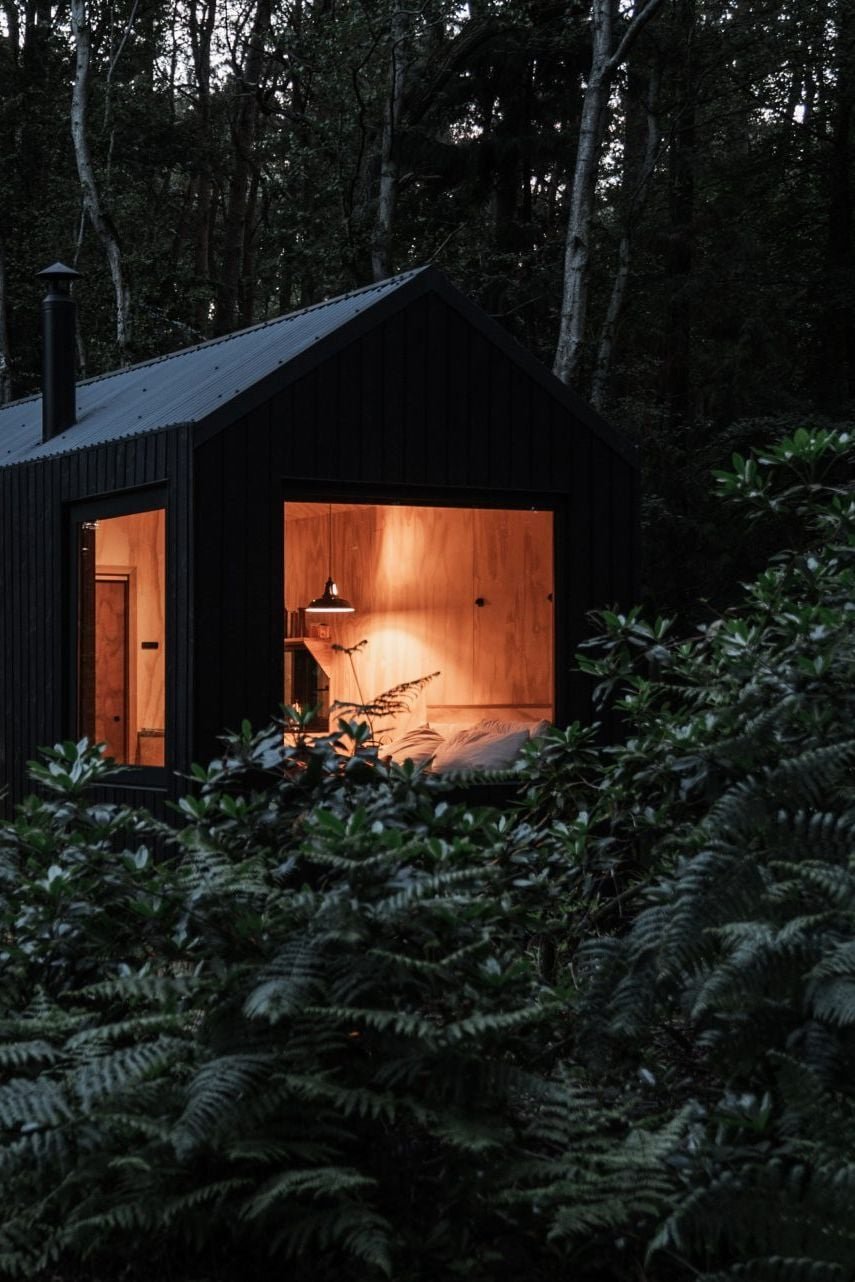 unyoked cabin in south downs