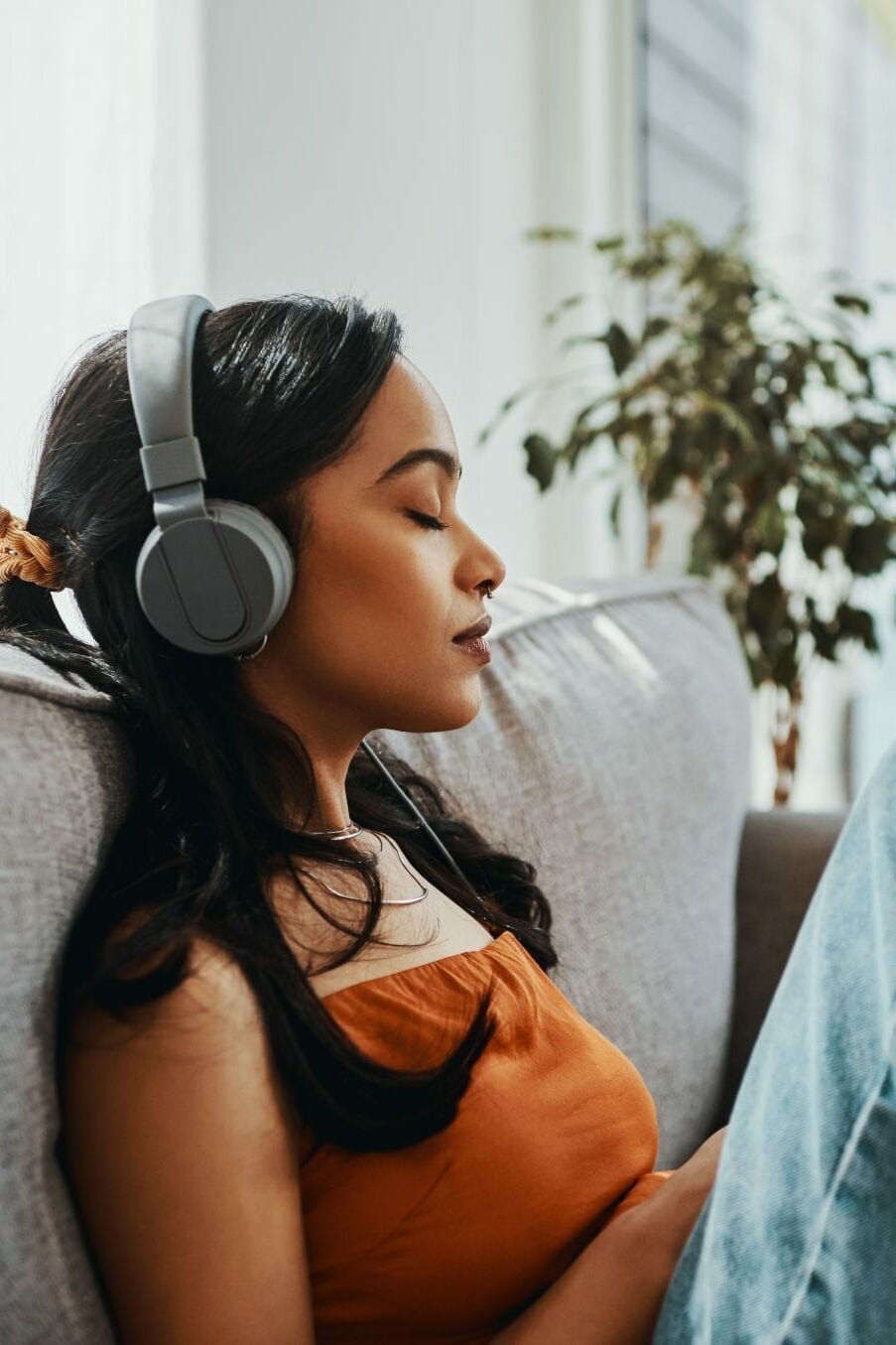 15 of the best motivational podcasts for women to get your week back on track